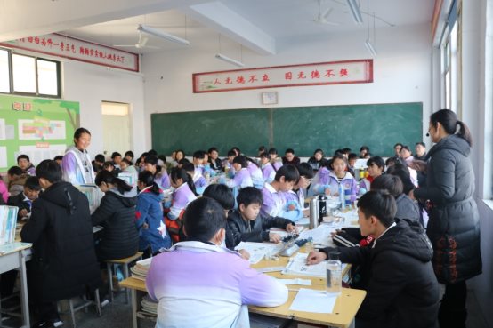 E:\学校图片\20171225金太阳同课异构大赛\IMG_2574.JPG