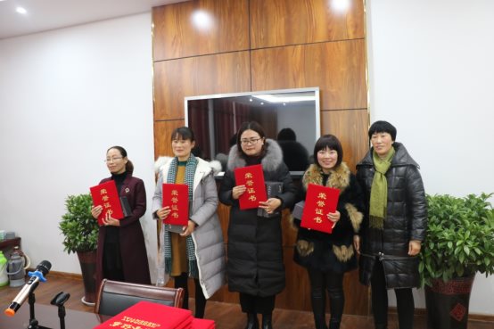 E:\学校图片\20171225金太阳同课异构大赛\IMG_2760.JPG